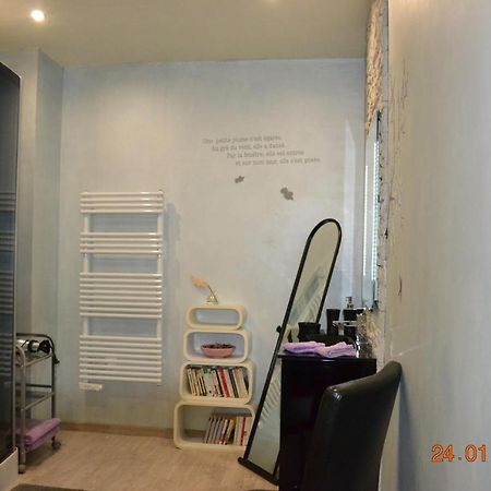Bed And Breakfast "Le Moulin A Grains" Menil-la-Horgne Luaran gambar